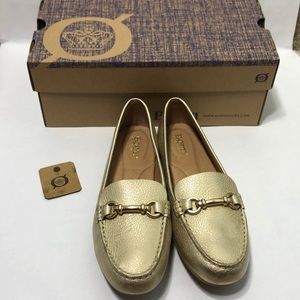 Born Shoes Magnolia Gold Flat/Loafer Shoes